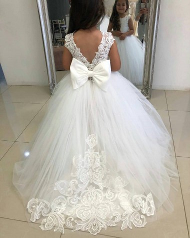 Ball Gown Chapel Train Tulle & Lace Ivory Sleeveless Flower Girl Dress Darwin