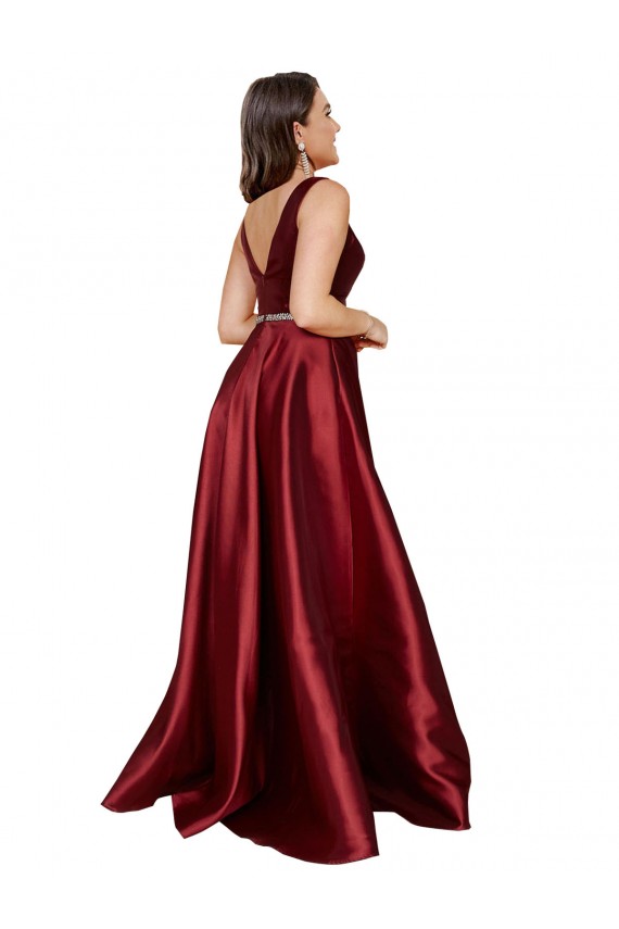 V-Neck Long Satin Burgundy Sleeveless Formal Plus Size Evening Gown / Prom Dress / Bridesmaid Dress Darwin